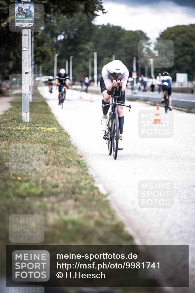 16.08.2026 - KN Förde Triathlon 2026 H.Heesch http://msf.ph/oto/9981741 16.08.2026 12:50:34 Radfahren 511, 538, 590 meine-sportfotos.de