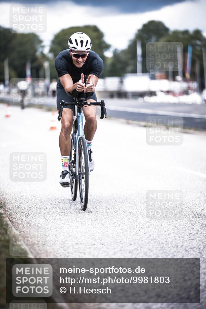 16.08.2026 - KN Förde Triathlon 2026 H.Heesch http://msf.ph/oto/9981803 16.08.2026 12:50:42 Radfahren 530, 590, 710 meine-sportfotos.de