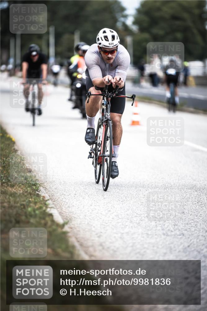 16.08.2026 - KN Förde Triathlon 2026 H.Heesch http://msf.ph/oto/9981836 16.08.2026 12:51:06 Radfahren 522, 524, 544, 547, 556, 588 meine-sportfotos.de