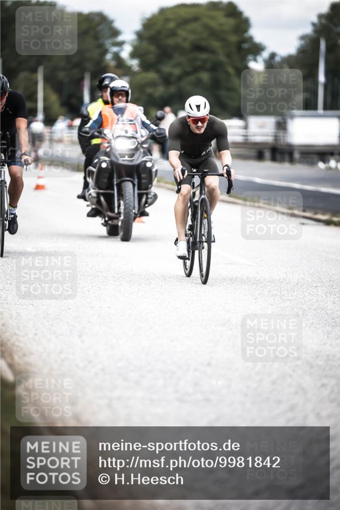 16.08.2026 - KN Förde Triathlon 2026 H.Heesch http://msf.ph/oto/9981842 16.08.2026 12:51:07 Radfahren 522, 524, 544, 547, 556 meine-sportfotos.de