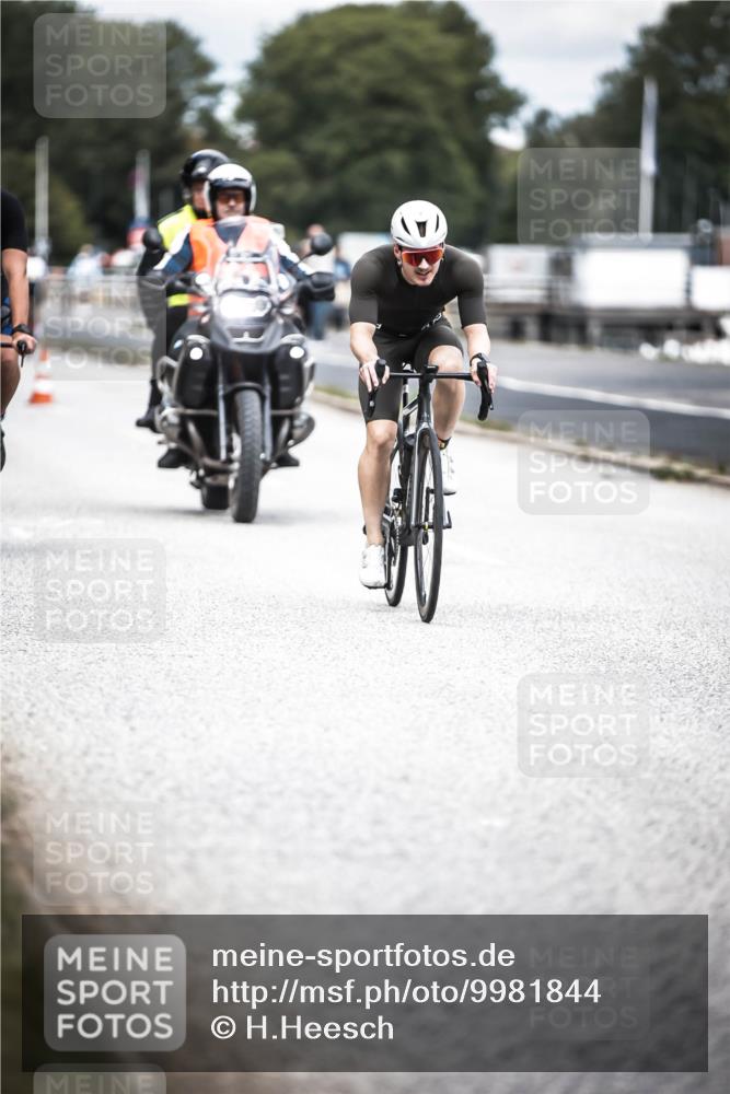 16.08.2026 - KN Förde Triathlon 2026 H.Heesch http://msf.ph/oto/9981844 16.08.2026 12:51:07 Radfahren 522, 524, 544, 547, 556 meine-sportfotos.de