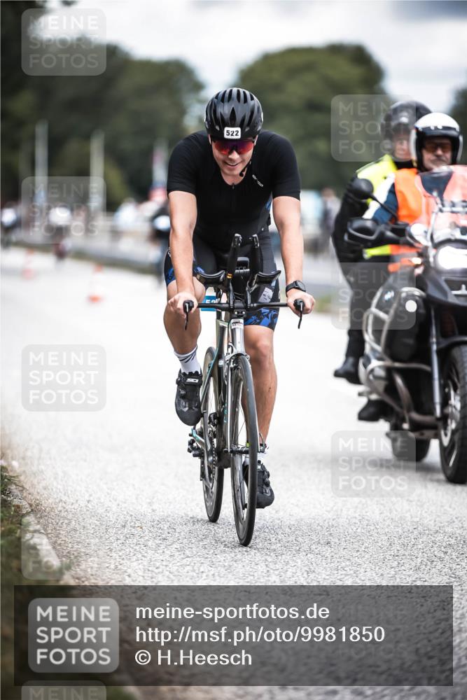 16.08.2026 - KN Förde Triathlon 2026 H.Heesch http://msf.ph/oto/9981850 16.08.2026 12:51:09 Radfahren 522, 524, 544, 547 meine-sportfotos.de