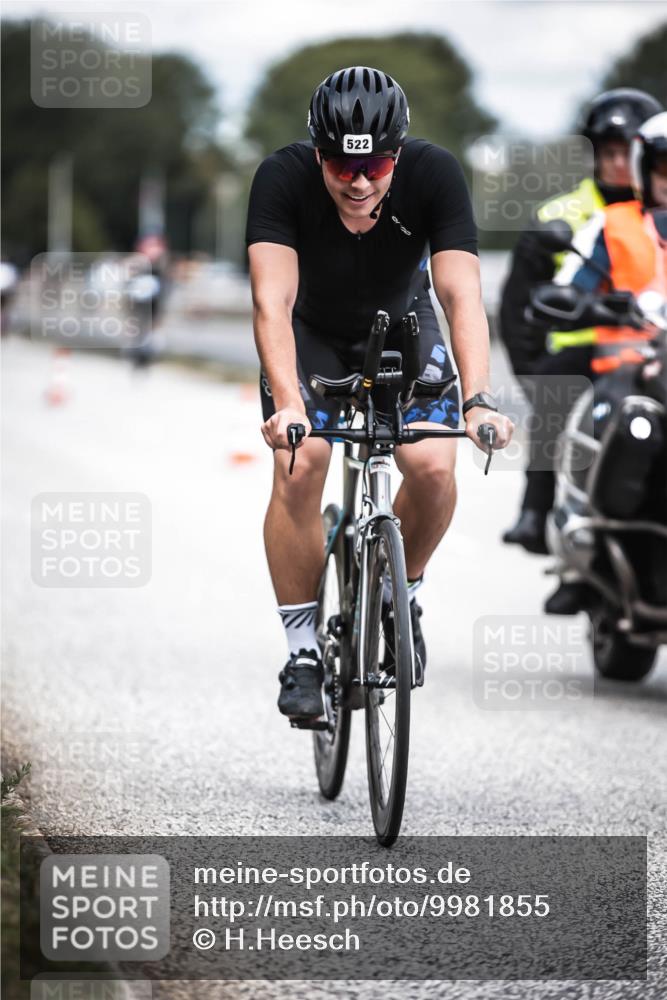 16.08.2026 - KN Förde Triathlon 2026 H.Heesch http://msf.ph/oto/9981855 16.08.2026 12:51:09 Radfahren 522, 524, 544, 547 meine-sportfotos.de