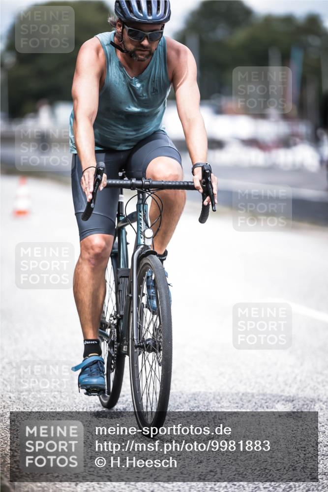 16.08.2026 - KN Förde Triathlon 2026 H.Heesch http://msf.ph/oto/9981883 16.08.2026 12:51:21 Radfahren 506 meine-sportfotos.de