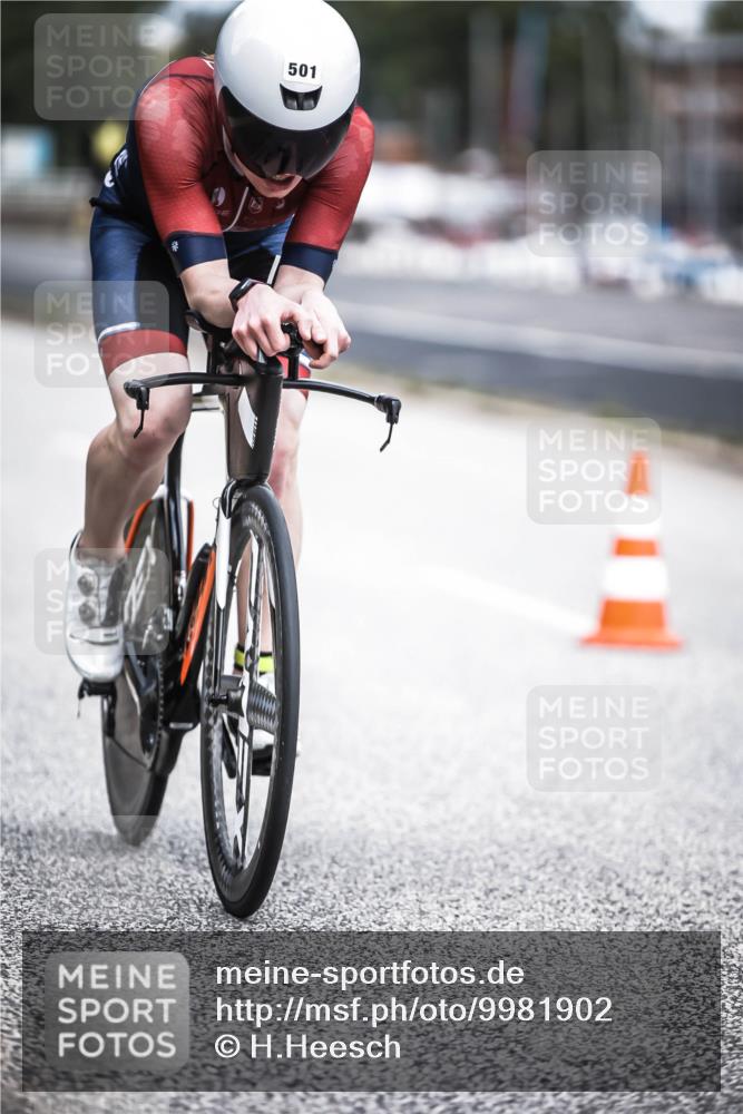 16.08.2026 - KN Förde Triathlon 2026 H.Heesch http://msf.ph/oto/9981902 16.08.2026 12:51:28 Radfahren 501 meine-sportfotos.de