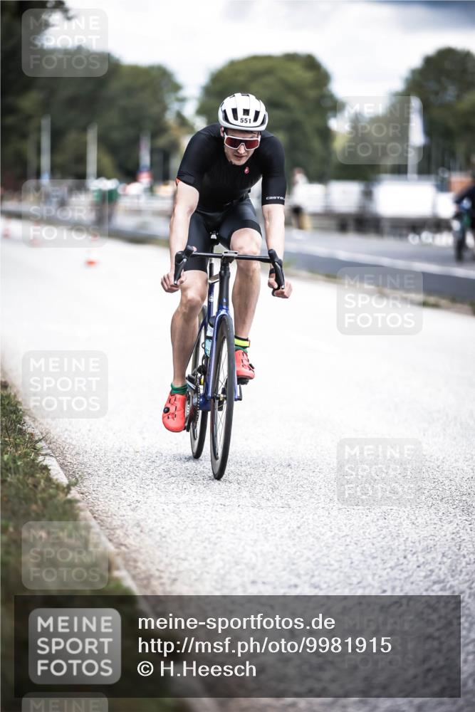 16.08.2026 - KN Förde Triathlon 2026 H.Heesch http://msf.ph/oto/9981915 16.08.2026 12:51:45 Radfahren 549, 550, 551, 574 meine-sportfotos.de