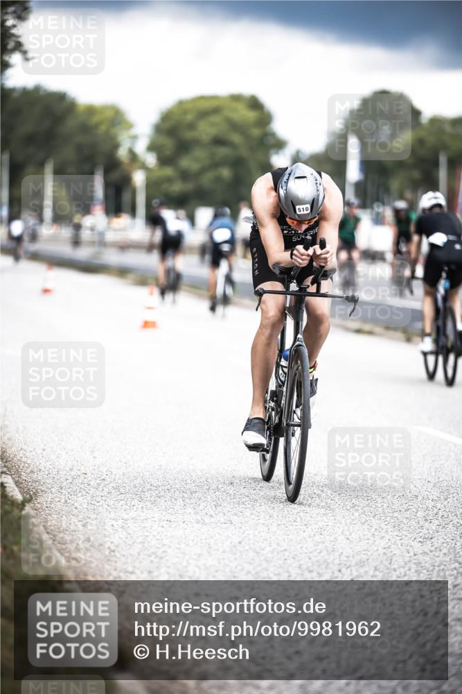 16.08.2026 - KN Förde Triathlon 2026 H.Heesch http://msf.ph/oto/9981962 16.08.2026 12:51:56 Radfahren 362, 510, 552, 703 meine-sportfotos.de