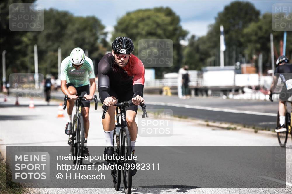 16.08.2026 - KN Förde Triathlon 2026 H.Heesch http://msf.ph/oto/9982311 16.08.2026 12:54:33 Radfahren 539, 583, 591, 702, 707 meine-sportfotos.de