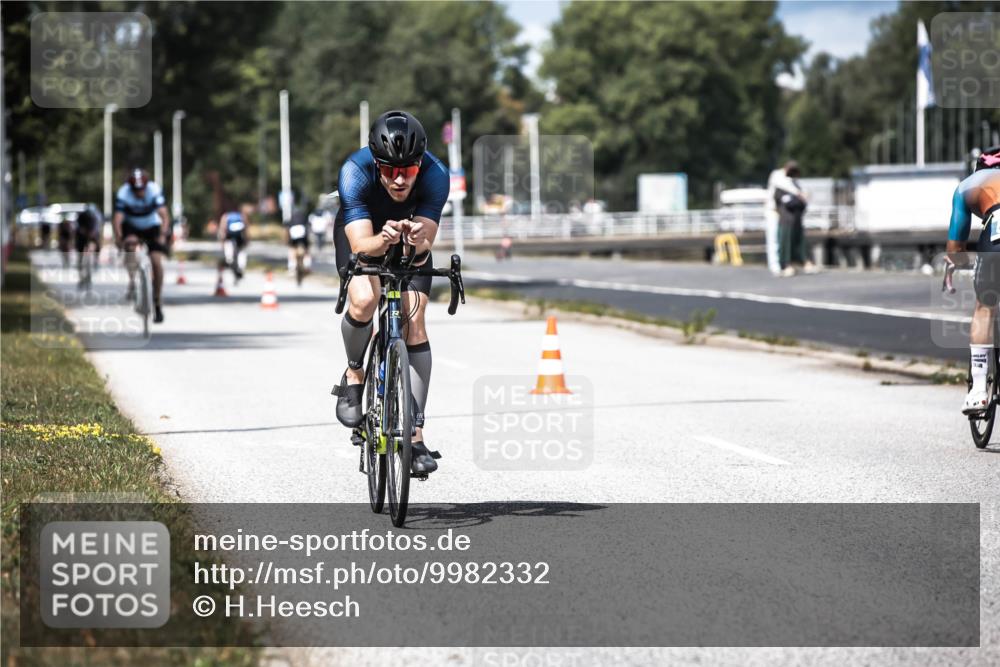 16.08.2026 - KN Förde Triathlon 2026 H.Heesch http://msf.ph/oto/9982332 16.08.2026 12:54:42 Radfahren 503, 568, 708 meine-sportfotos.de