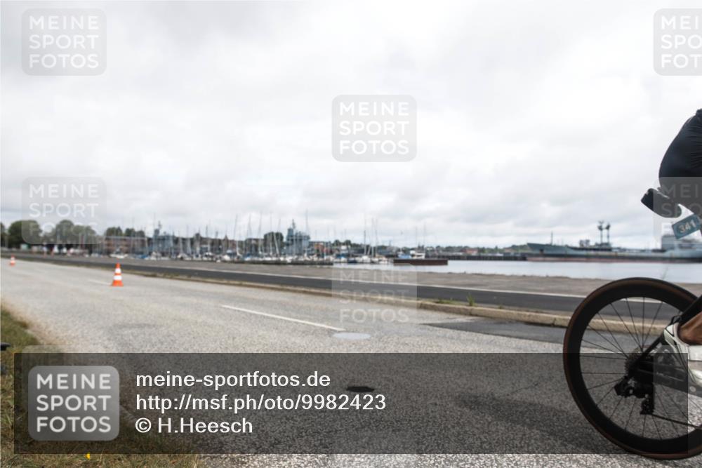 16.08.2026 - KN Förde Triathlon 2026 H.Heesch http://msf.ph/oto/9982423 16.08.2026 11:35:01 Radfahren 322, 356, 364, 401 meine-sportfotos.de