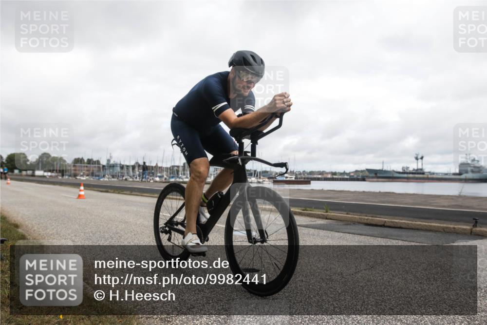 16.08.2026 - KN Förde Triathlon 2026 H.Heesch http://msf.ph/oto/9982441 16.08.2026 11:36:24 Radfahren 334, 409 meine-sportfotos.de