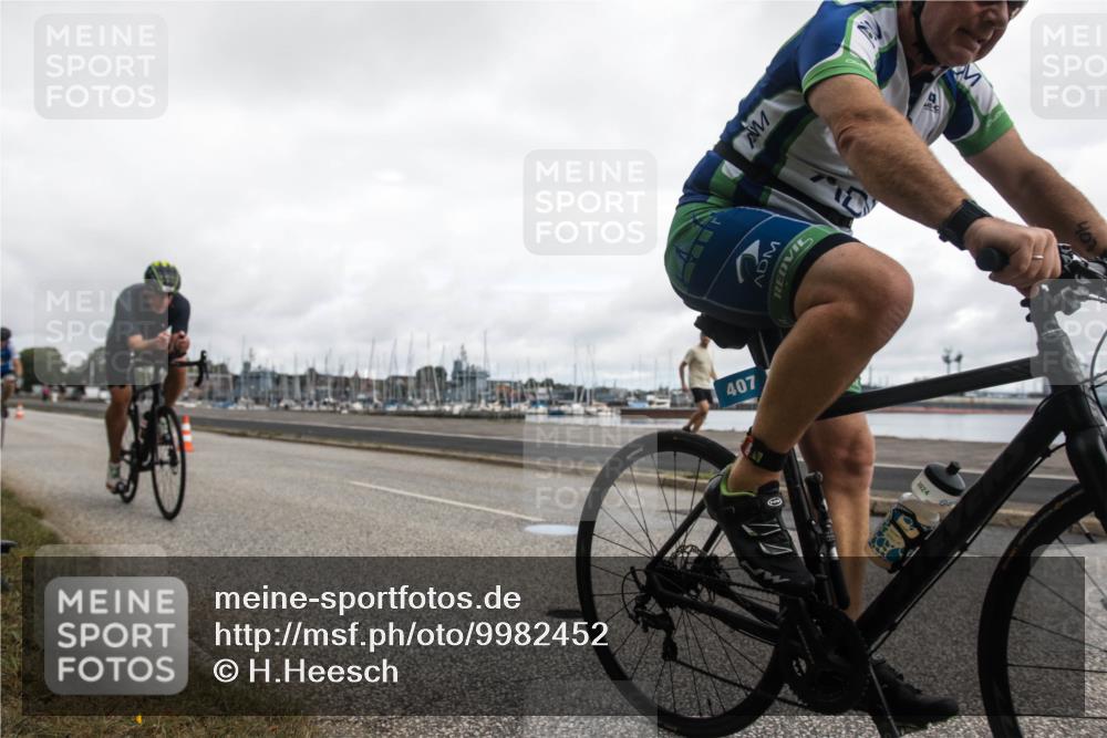 16.08.2026 - KN Förde Triathlon 2026 H.Heesch http://msf.ph/oto/9982452 16.08.2026 11:37:05 Radfahren 370, 398, 404, 407, 415 meine-sportfotos.de