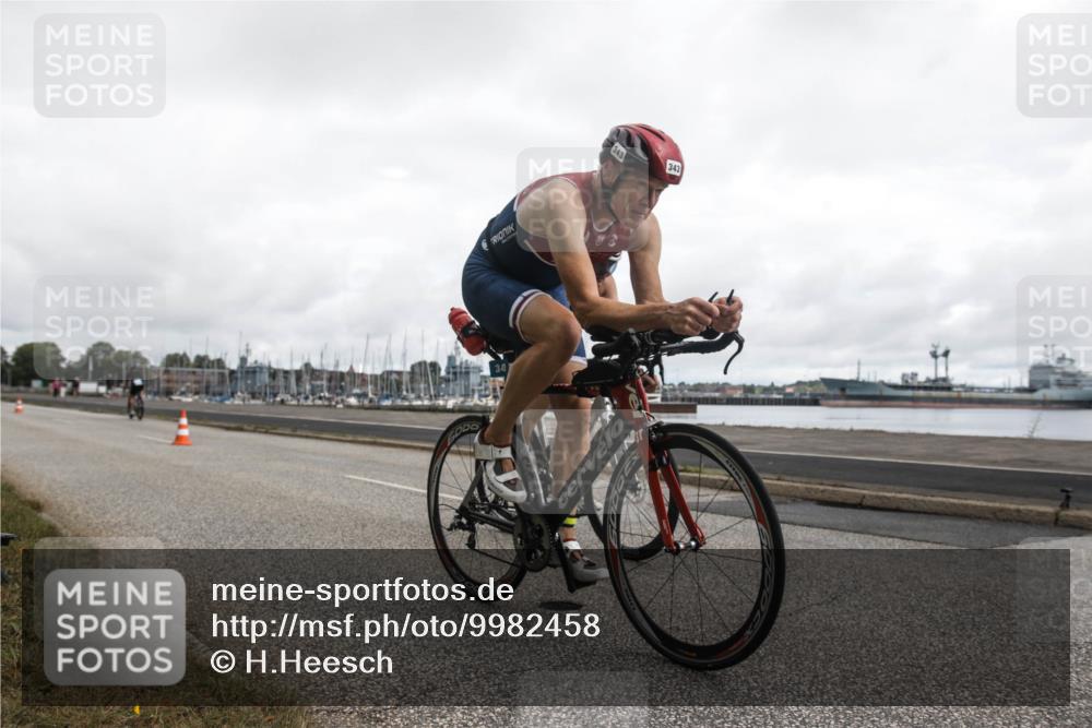 16.08.2026 - KN Förde Triathlon 2026 H.Heesch http://msf.ph/oto/9982458 16.08.2026 11:37:11 Radfahren 370, 402 meine-sportfotos.de