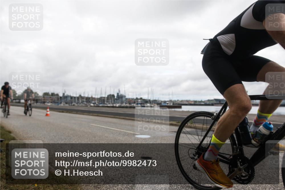 16.08.2026 - KN Förde Triathlon 2026 H.Heesch http://msf.ph/oto/9982473 16.08.2026 11:38:39 Radfahren 381, 416, 426, 802 meine-sportfotos.de