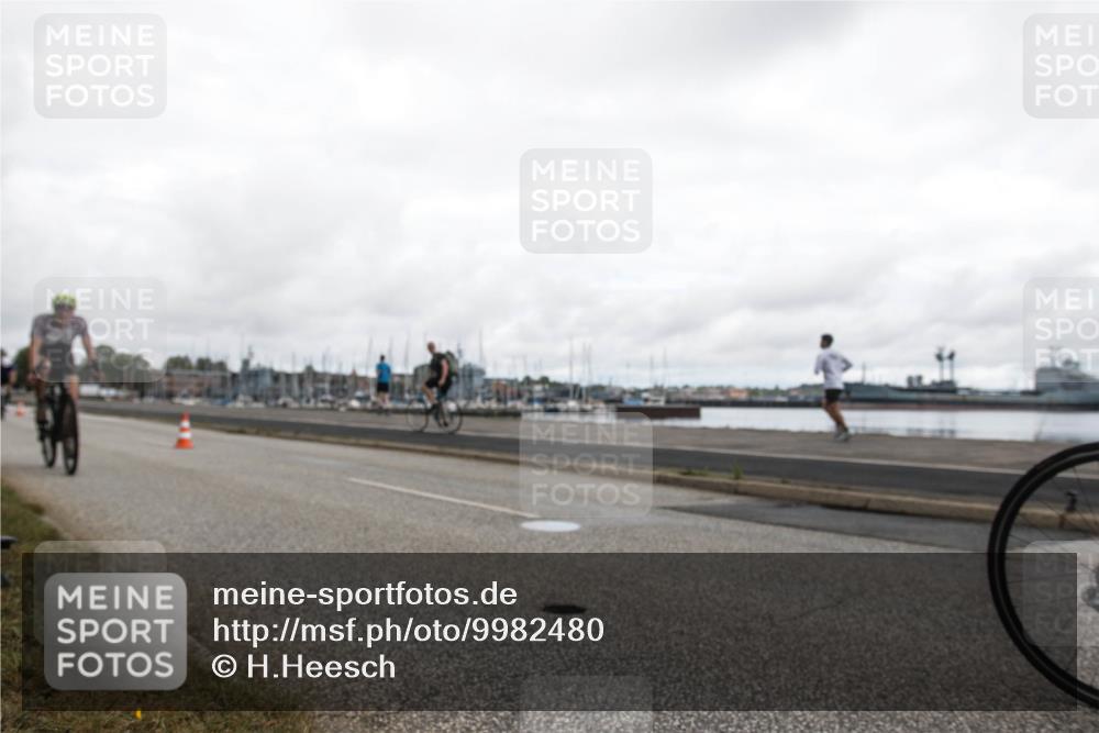 16.08.2026 - KN Förde Triathlon 2026 H.Heesch http://msf.ph/oto/9982480 16.08.2026 11:38:54 Radfahren 360, 406, 414, 435 meine-sportfotos.de