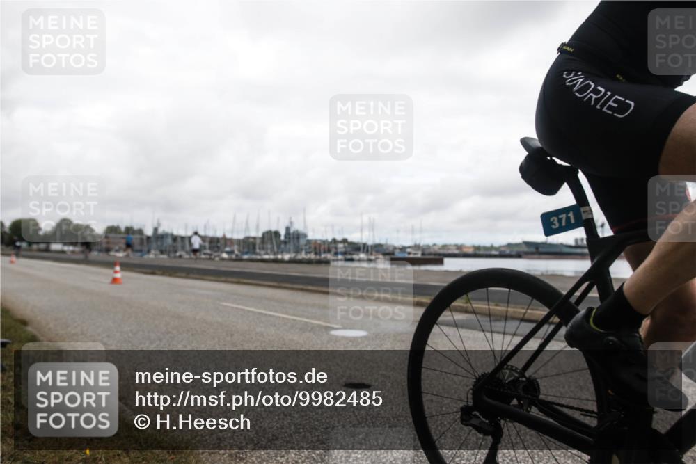 16.08.2026 - KN Förde Triathlon 2026 H.Heesch http://msf.ph/oto/9982485 16.08.2026 11:39:02 Radfahren  meine-sportfotos.de
