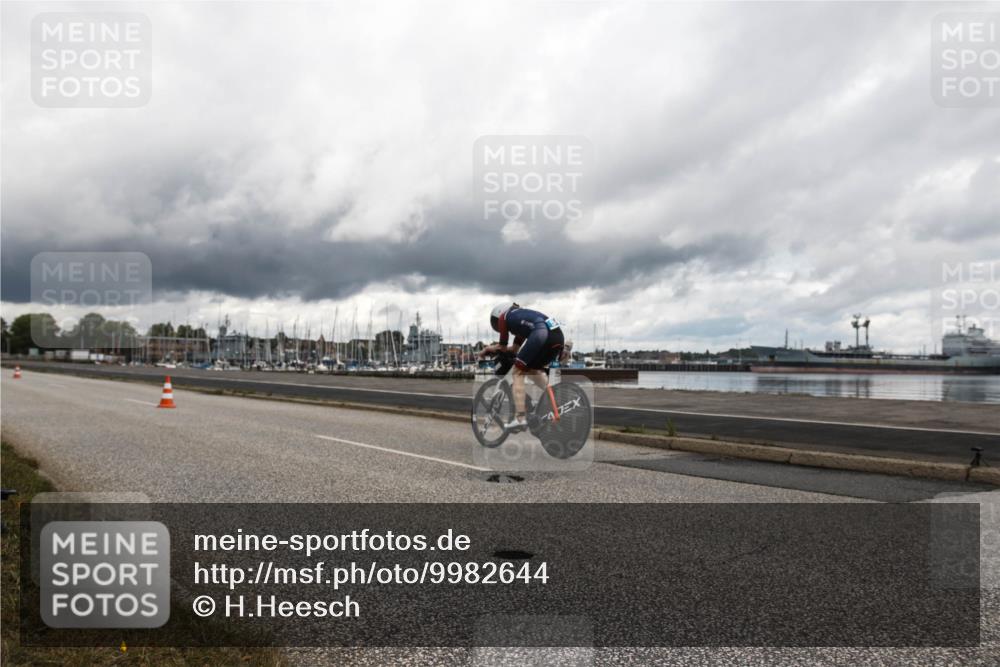 16.08.2026 - KN Förde Triathlon 2026 H.Heesch http://msf.ph/oto/9982644 16.08.2026 12:41:47 Radfahren  meine-sportfotos.de