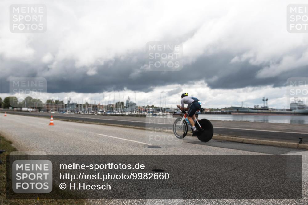 16.08.2026 - KN Förde Triathlon 2026 H.Heesch http://msf.ph/oto/9982660 16.08.2026 12:46:50 Radfahren 509 meine-sportfotos.de