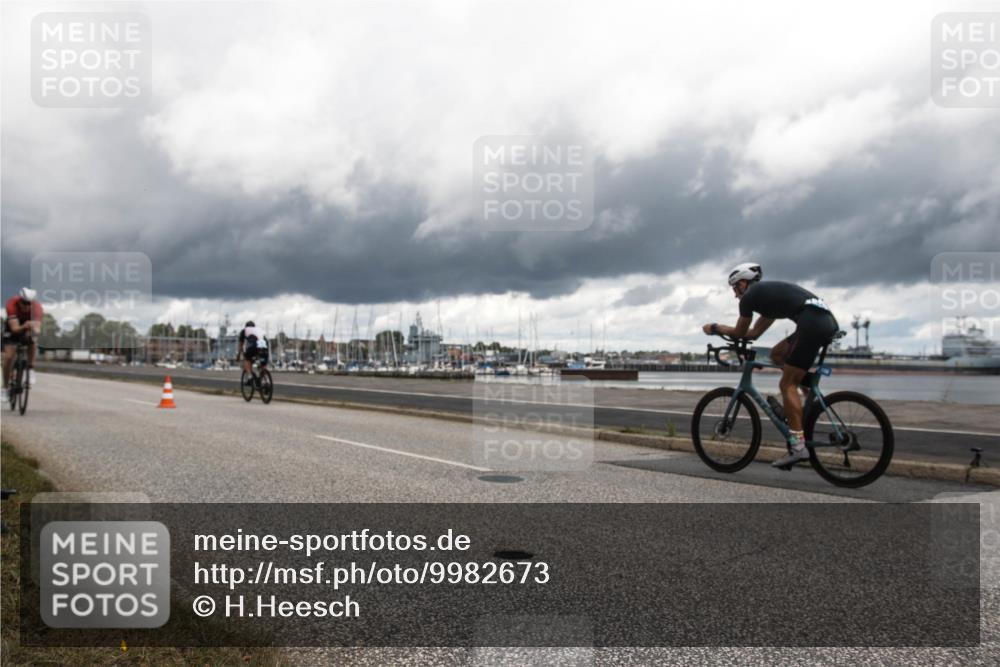 16.08.2026 - KN Förde Triathlon 2026 H.Heesch http://msf.ph/oto/9982673 16.08.2026 12:48:40 Radfahren 506, 514, 523, 526 meine-sportfotos.de