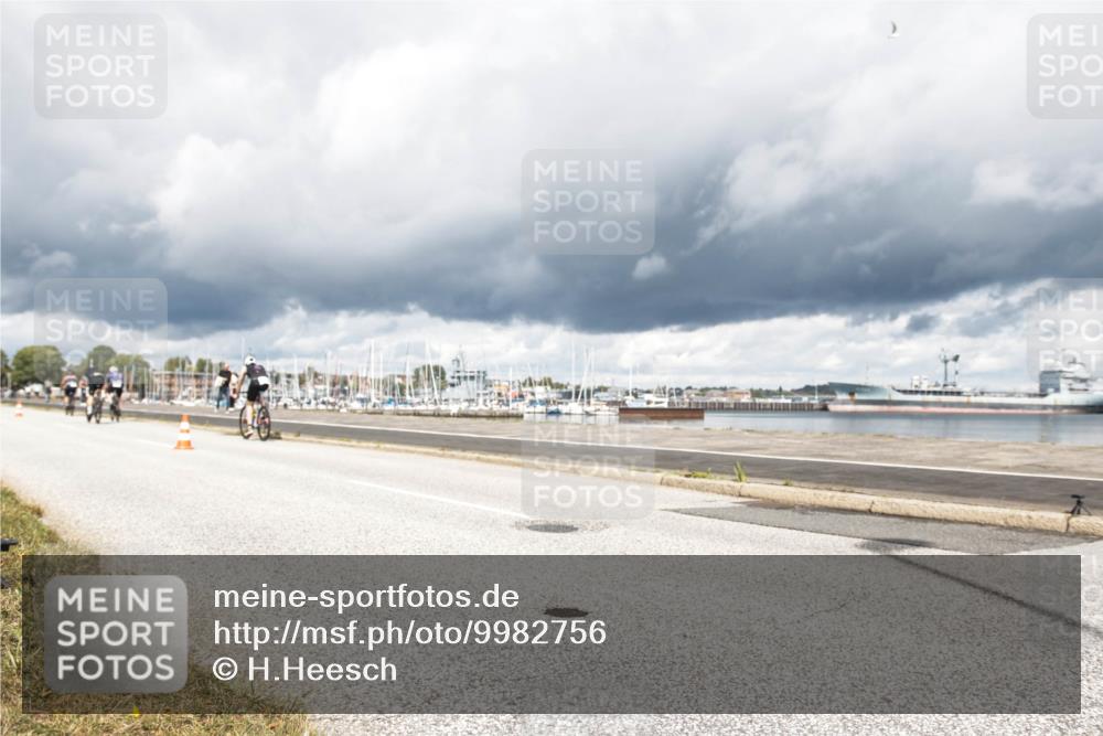 16.08.2026 - KN Förde Triathlon 2026 H.Heesch http://msf.ph/oto/9982756 16.08.2026 12:53:10 Radfahren 561, 701 meine-sportfotos.de