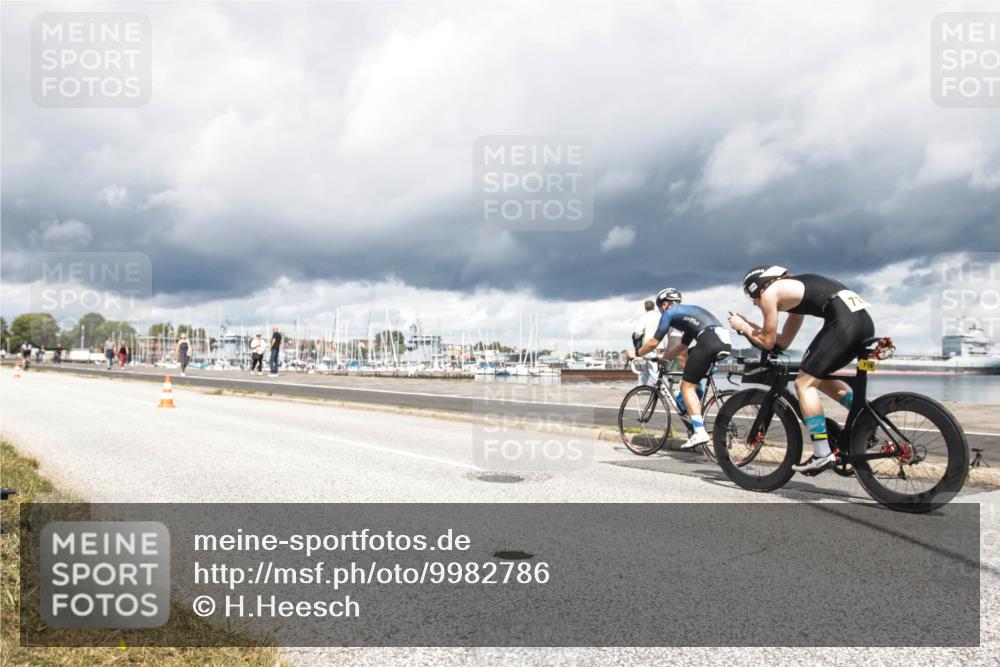16.08.2026 - KN Förde Triathlon 2026 H.Heesch http://msf.ph/oto/9982786 16.08.2026 12:53:31 Radfahren 544, 569, 575, 719 meine-sportfotos.de