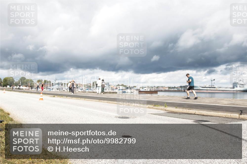 16.08.2026 - KN Förde Triathlon 2026 H.Heesch http://msf.ph/oto/9982799 16.08.2026 12:53:39 Radfahren 575 meine-sportfotos.de