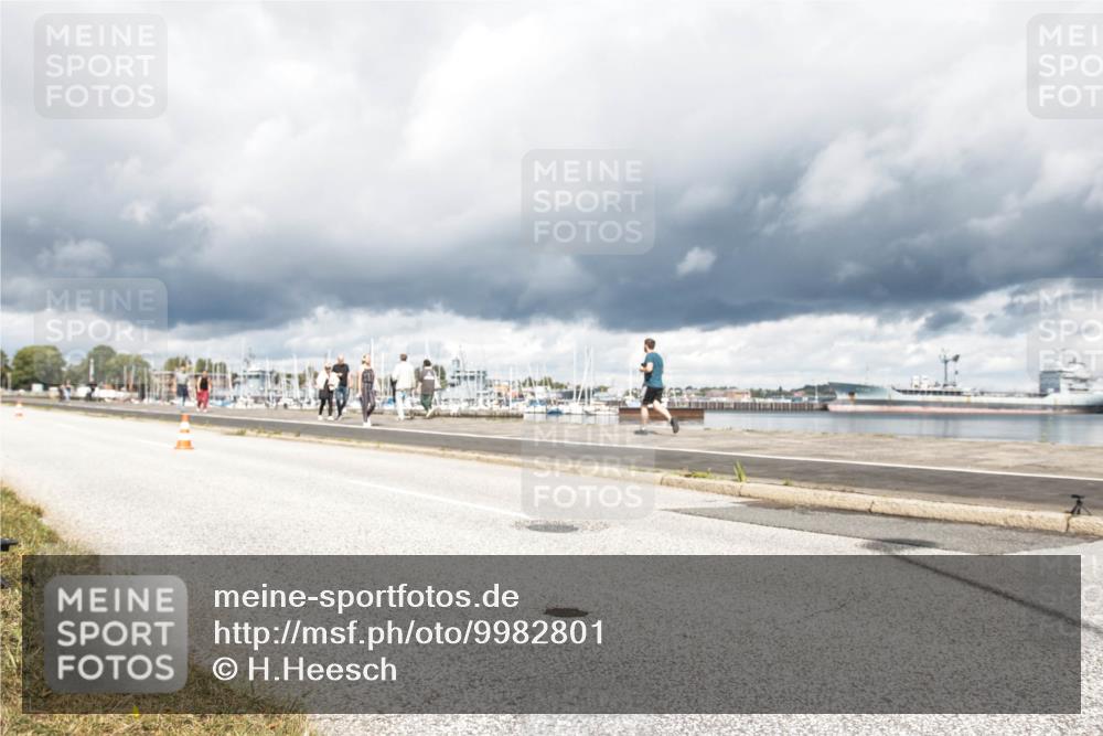 16.08.2026 - KN Förde Triathlon 2026 H.Heesch http://msf.ph/oto/9982801 16.08.2026 12:53:40 Radfahren 567 meine-sportfotos.de