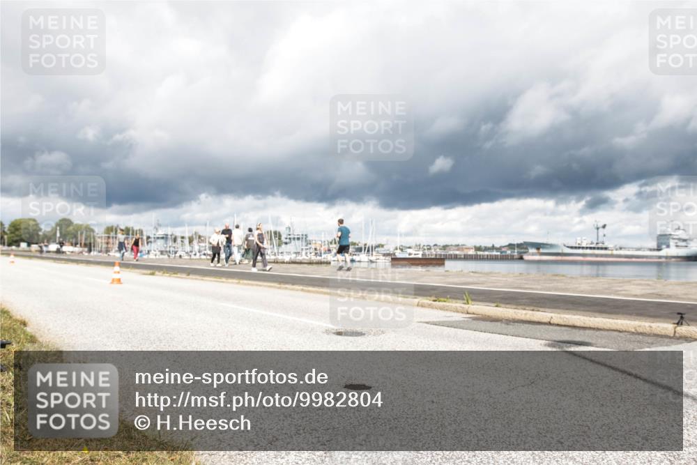 16.08.2026 - KN Förde Triathlon 2026 H.Heesch http://msf.ph/oto/9982804 16.08.2026 12:53:42 Radfahren 567 meine-sportfotos.de