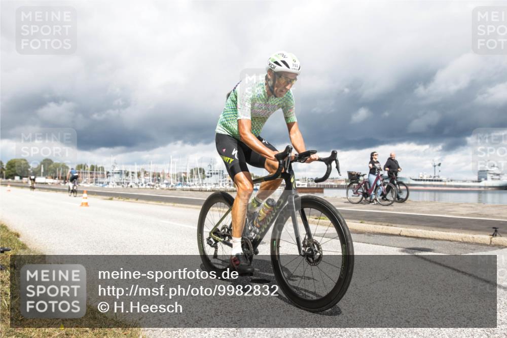 16.08.2026 - KN Förde Triathlon 2026 H.Heesch http://msf.ph/oto/9982832 16.08.2026 12:54:34 Radfahren 539, 568, 583, 591, 702, 707 meine-sportfotos.de