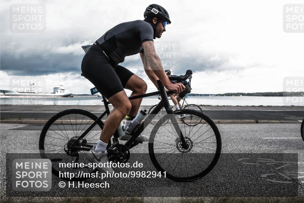 16.08.2026 - KN Förde Triathlon 2026 H.Heesch http://msf.ph/oto/9982941 16.08.2026 12:57:41 Radfahren 576, 586, 711 meine-sportfotos.de