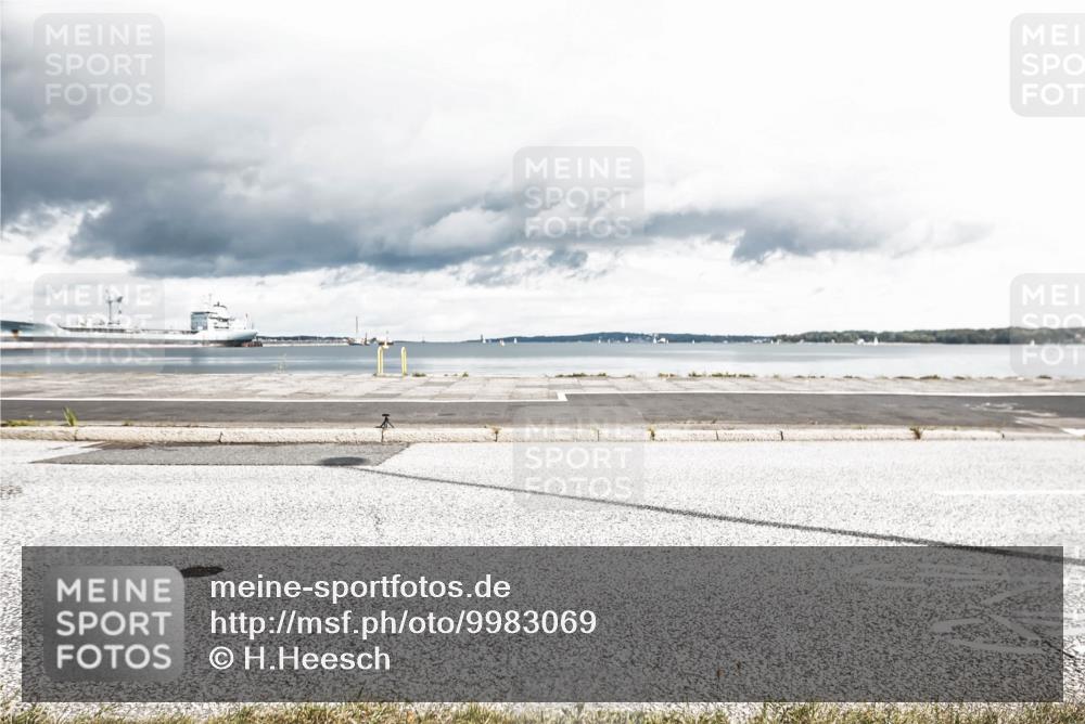 16.08.2026 - KN Förde Triathlon 2026 H.Heesch http://msf.ph/oto/9983069 16.08.2026 13:00:08 Radfahren 525, 559 meine-sportfotos.de