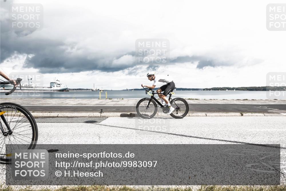 16.08.2026 - KN Förde Triathlon 2026 H.Heesch http://msf.ph/oto/9983097 16.08.2026 13:00:25 Radfahren 551, 577, 578, 602, 701, 732, 735, 736 meine-sportfotos.de