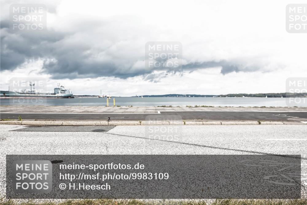 16.08.2026 - KN Förde Triathlon 2026 H.Heesch http://msf.ph/oto/9983109 16.08.2026 13:01:14 Radfahren 549, 574, 596, 726, 739 meine-sportfotos.de