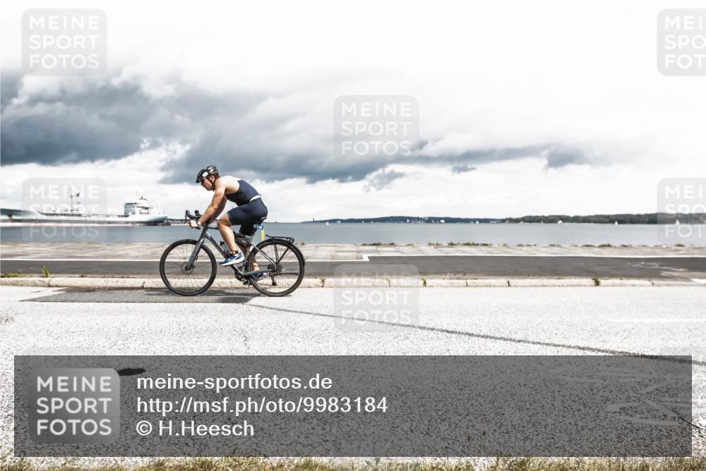 16.08.2026 - KN Förde Triathlon 2026 H.Heesch http://msf.ph/oto/9983184 16.08.2026 13:02:44 Radfahren 502, 557, 701, 707 meine-sportfotos.de