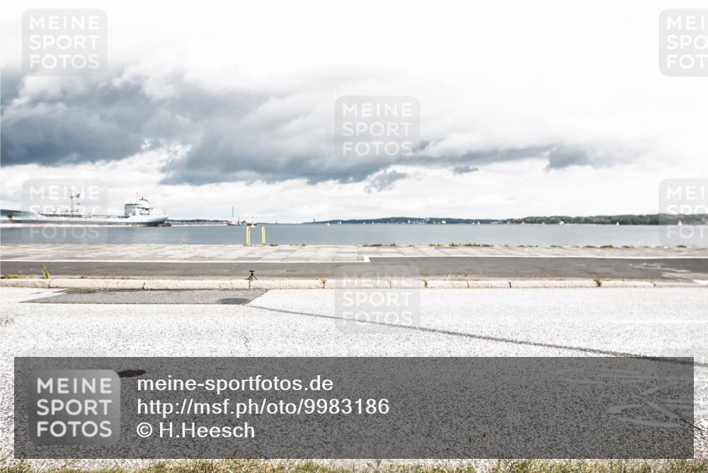 16.08.2026 - KN Förde Triathlon 2026 H.Heesch http://msf.ph/oto/9983186 16.08.2026 13:02:45 Radfahren 557, 701, 707 meine-sportfotos.de