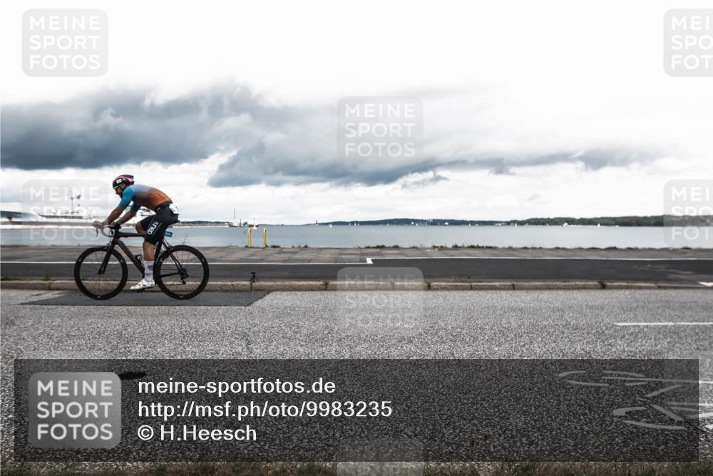 16.08.2026 - KN Förde Triathlon 2026 H.Heesch http://msf.ph/oto/9983235 16.08.2026 13:04:04 Radfahren 514, 532, 539, 542, 545, 608, 703 meine-sportfotos.de