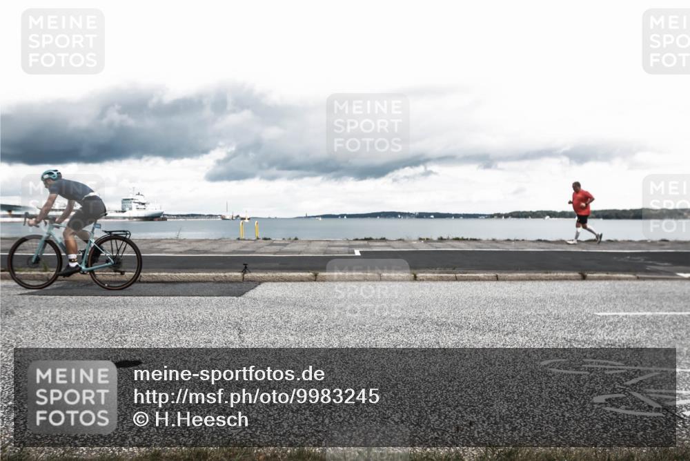 16.08.2026 - KN Förde Triathlon 2026 H.Heesch http://msf.ph/oto/9983245 16.08.2026 13:04:14 Radfahren 515, 571, 606, 721 meine-sportfotos.de