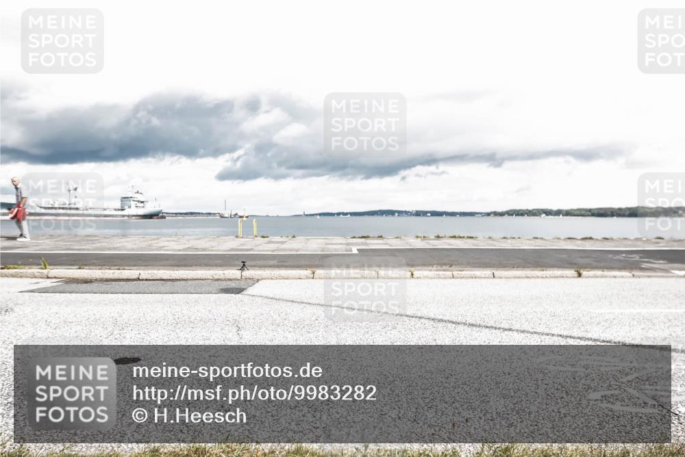 16.08.2026 - KN Förde Triathlon 2026 H.Heesch http://msf.ph/oto/9983282 16.08.2026 13:04:45 Radfahren 555, 705, 717 meine-sportfotos.de