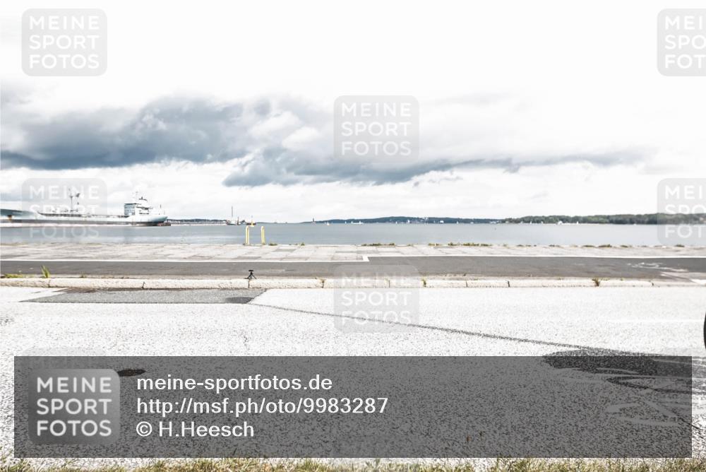 16.08.2026 - KN Förde Triathlon 2026 H.Heesch http://msf.ph/oto/9983287 16.08.2026 13:04:47 Radfahren 555, 705, 717 meine-sportfotos.de