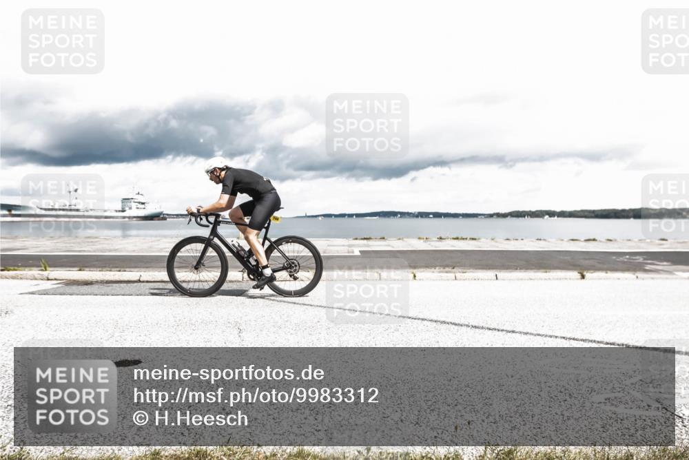 16.08.2026 - KN Förde Triathlon 2026 H.Heesch http://msf.ph/oto/9983312 16.08.2026 13:05:06 Radfahren 196, 502, 508, 708, 740, 742 meine-sportfotos.de