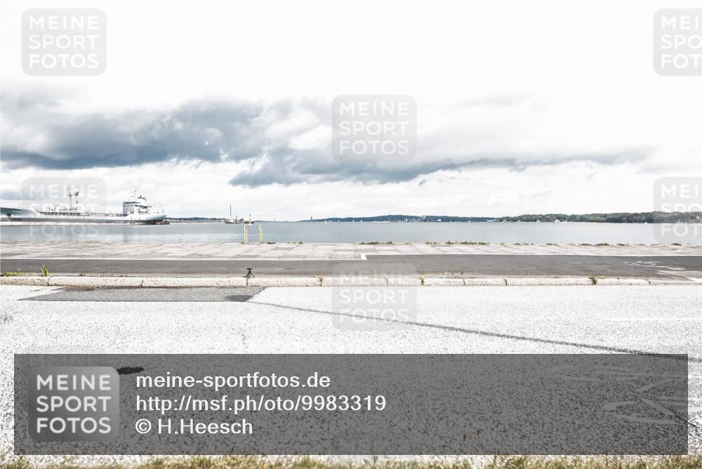 16.08.2026 - KN Förde Triathlon 2026 H.Heesch http://msf.ph/oto/9983319 16.08.2026 13:05:08 Radfahren 196, 502, 512, 711 meine-sportfotos.de