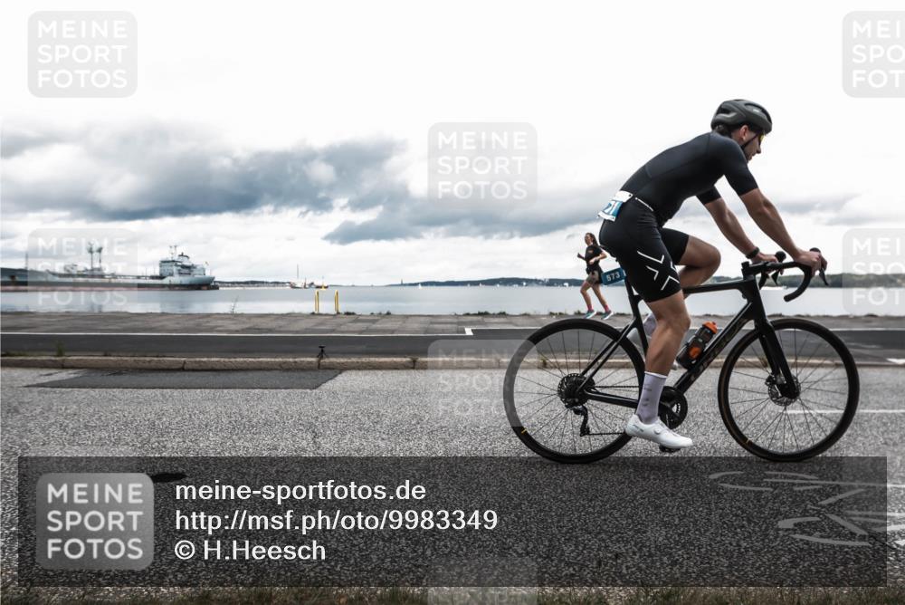 16.08.2026 - KN Förde Triathlon 2026 H.Heesch http://msf.ph/oto/9983349 16.08.2026 13:06:01 Radfahren 517, 542, 573, 586, 745 meine-sportfotos.de