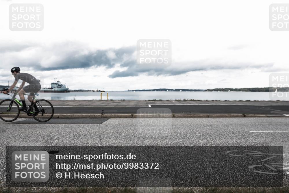 16.08.2026 - KN Förde Triathlon 2026 H.Heesch http://msf.ph/oto/9983372 16.08.2026 13:06:31 Radfahren 527, 545, 571, 580, 725 meine-sportfotos.de