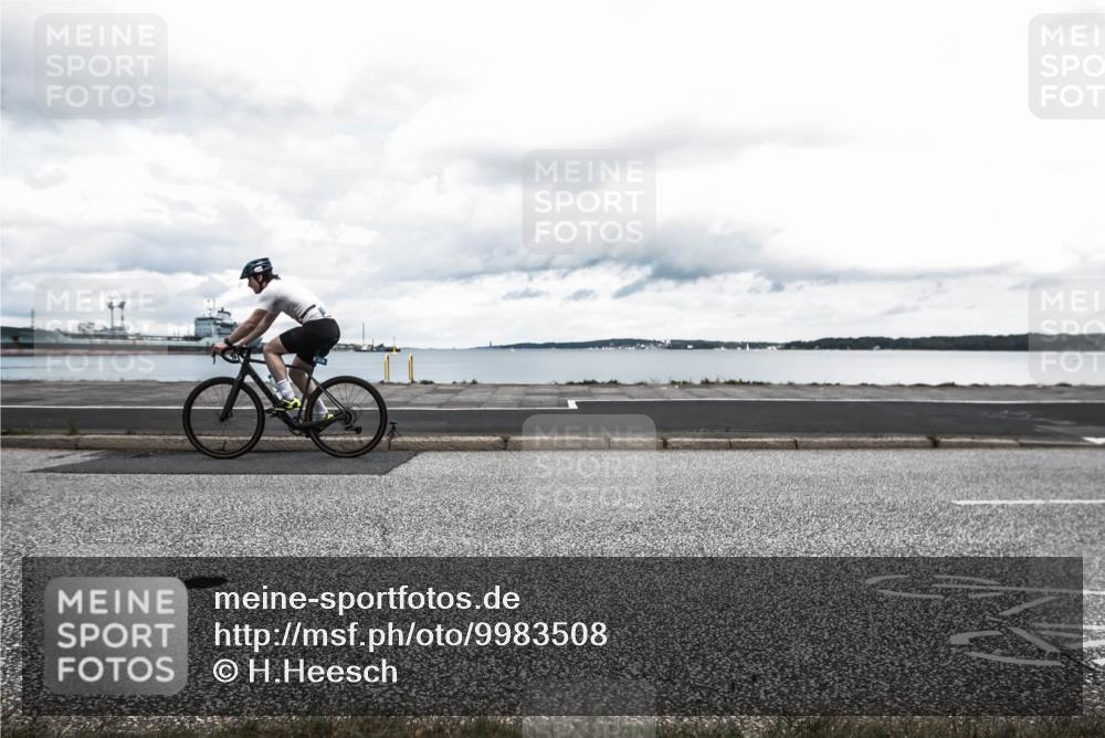 16.08.2026 - KN Förde Triathlon 2026 H.Heesch http://msf.ph/oto/9983508 16.08.2026 13:11:06 Radfahren 597, 599, 612, 707, 731 meine-sportfotos.de