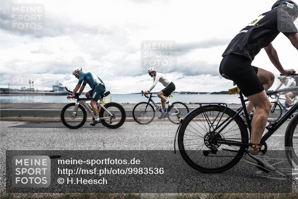 16.08.2026 - KN Förde Triathlon 2026 H.Heesch http://msf.ph/oto/9983536 16.08.2026 13:12:08 Radfahren 555, 578, 589, 705, 726, 729, 739, 746 meine-sportfotos.de