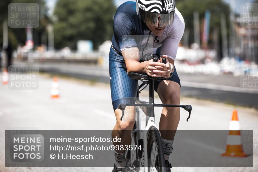 16.08.2026 - KN Förde Triathlon 2026 H.Heesch http://msf.ph/oto/9983574 16.08.2026 12:54:51 Radfahren 532, 565, 566 meine-sportfotos.de