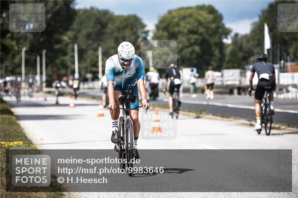 16.08.2026 - KN Förde Triathlon 2026 H.Heesch http://msf.ph/oto/9983646 16.08.2026 12:55:12 Radfahren 705, 706, 711, 733 meine-sportfotos.de