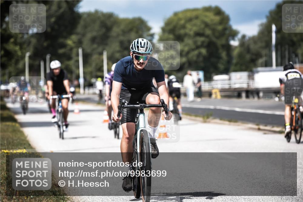 16.08.2026 - KN Förde Triathlon 2026 H.Heesch http://msf.ph/oto/9983699 16.08.2026 12:55:23 Radfahren 502, 546, 572, 587, 719 meine-sportfotos.de
