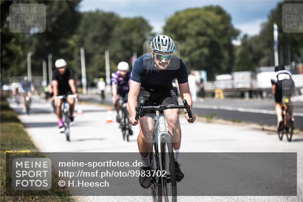 16.08.2026 - KN Förde Triathlon 2026 H.Heesch http://msf.ph/oto/9983702 16.08.2026 12:55:23 Radfahren 502, 546, 572, 587, 719 meine-sportfotos.de