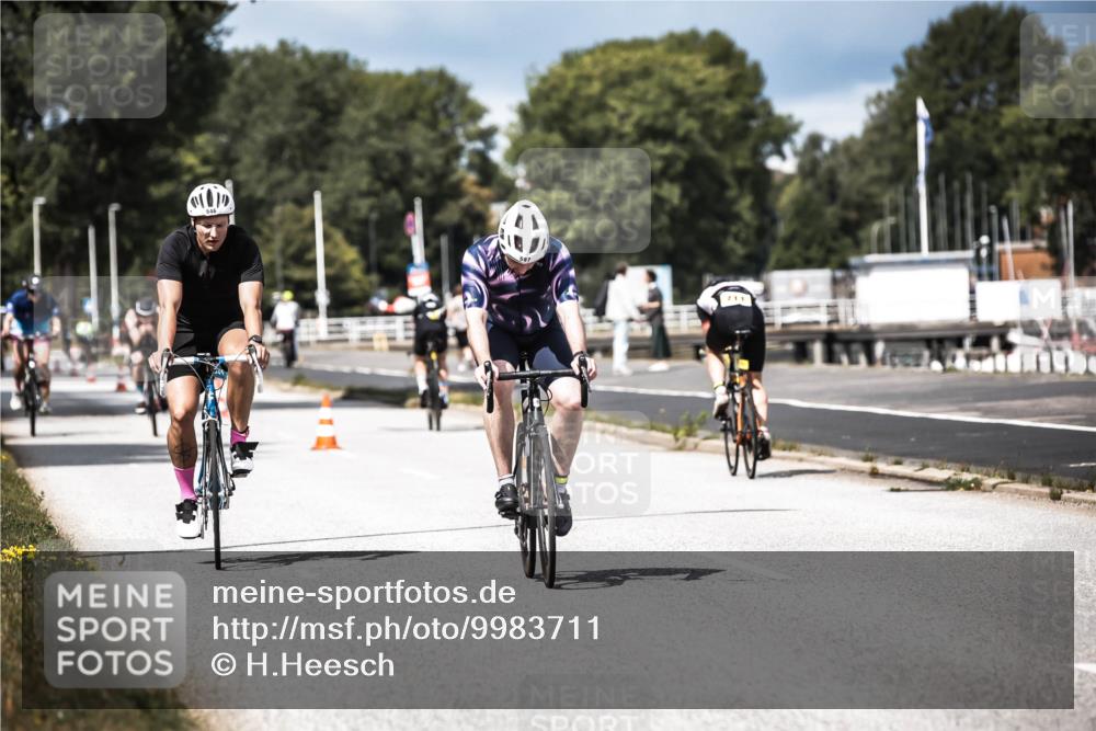 16.08.2026 - KN Förde Triathlon 2026 H.Heesch http://msf.ph/oto/9983711 16.08.2026 12:55:24 Radfahren 502, 546, 572, 587, 719, 720 meine-sportfotos.de